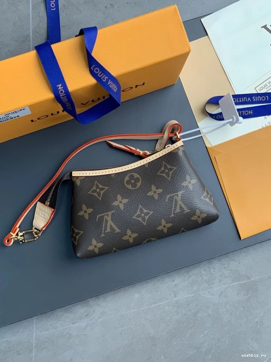 WIS LOUIS Delightful Mini Monogram Pouch VUITTON Pochette 0813